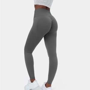 Halara Seamless Flow High Waisted Butt Lifting Leggings